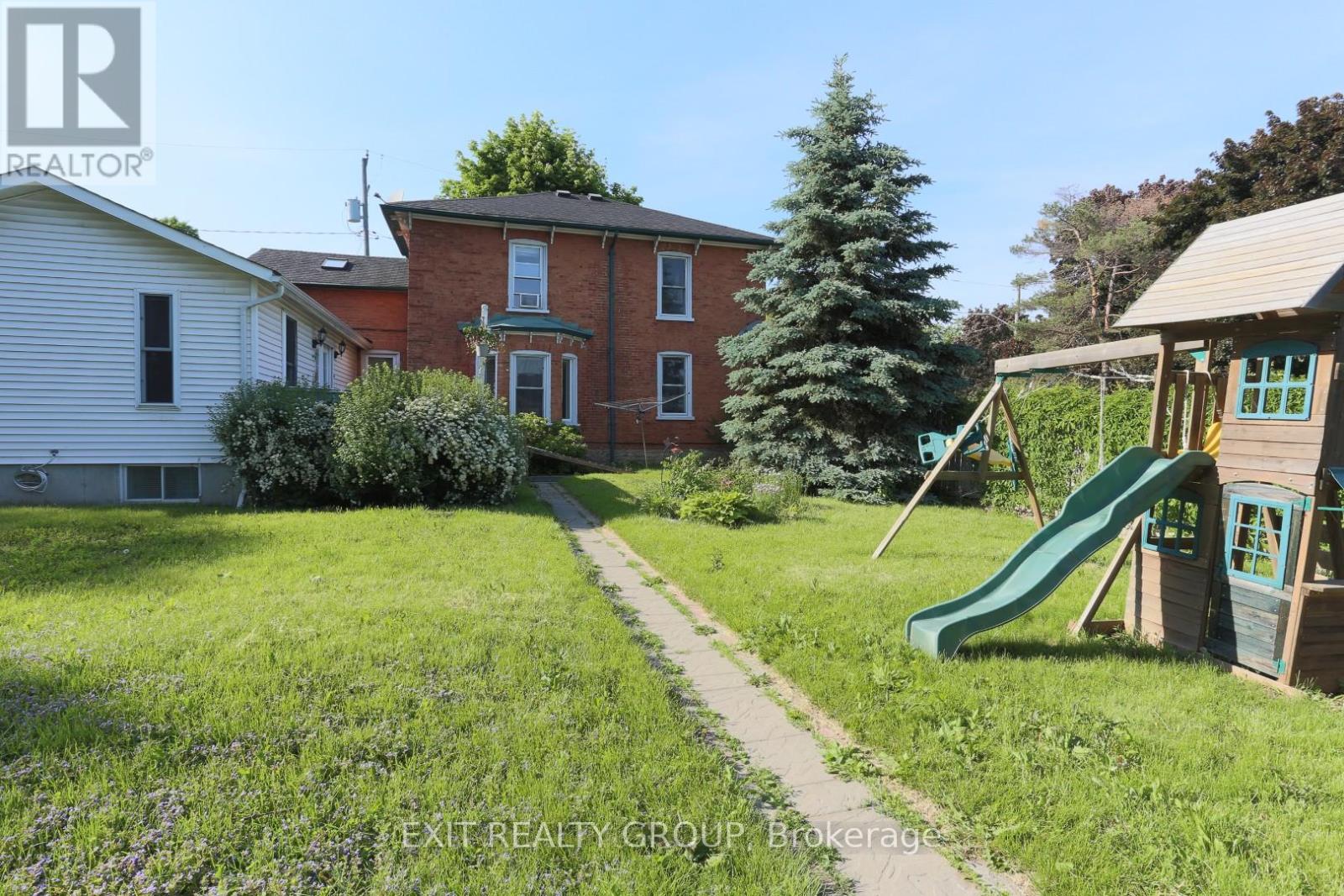 120 LORNE AVENUE - 44