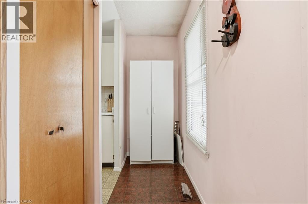 99 PALMER Road - 7