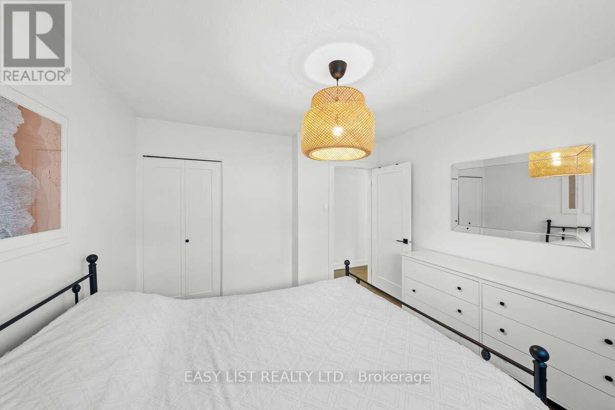 756 DICKENS AVENUE — photo 21