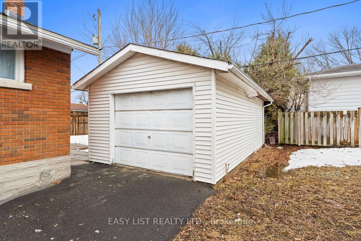 756 DICKENS AVENUE — photo 27