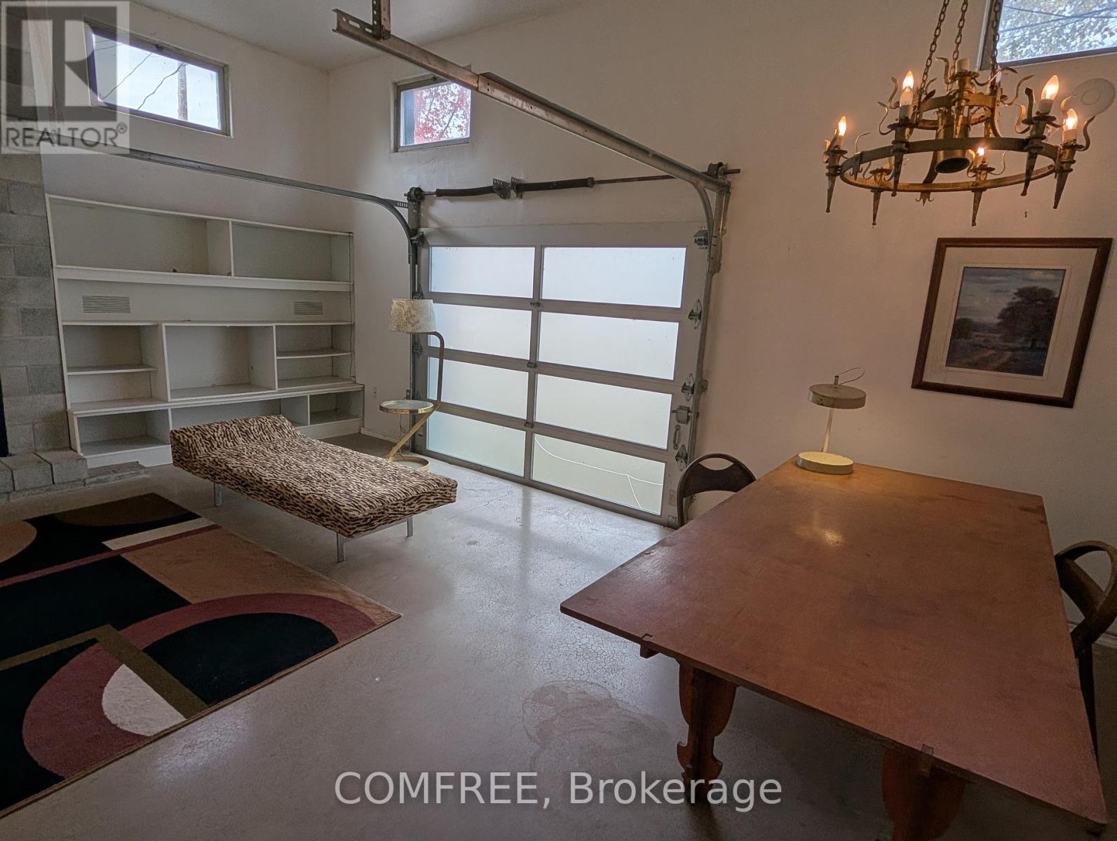 301 DERBY ROAD — photo 22