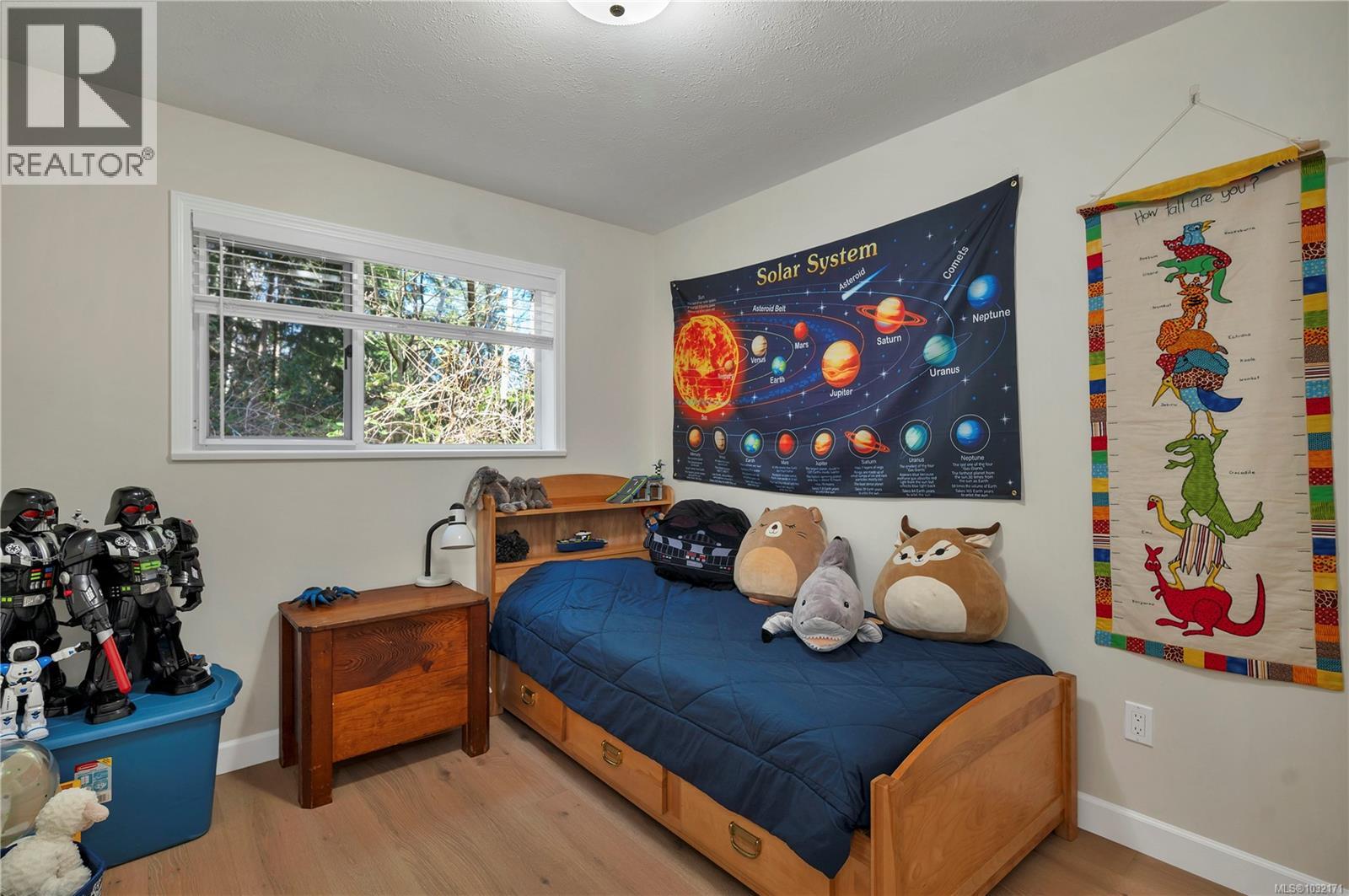 670 HOMEWOOD RD - 21