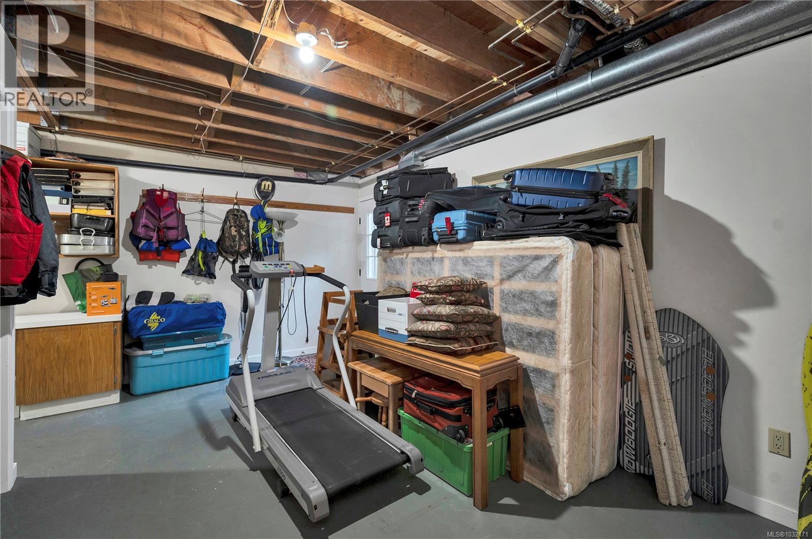 670 HOMEWOOD RD - 44