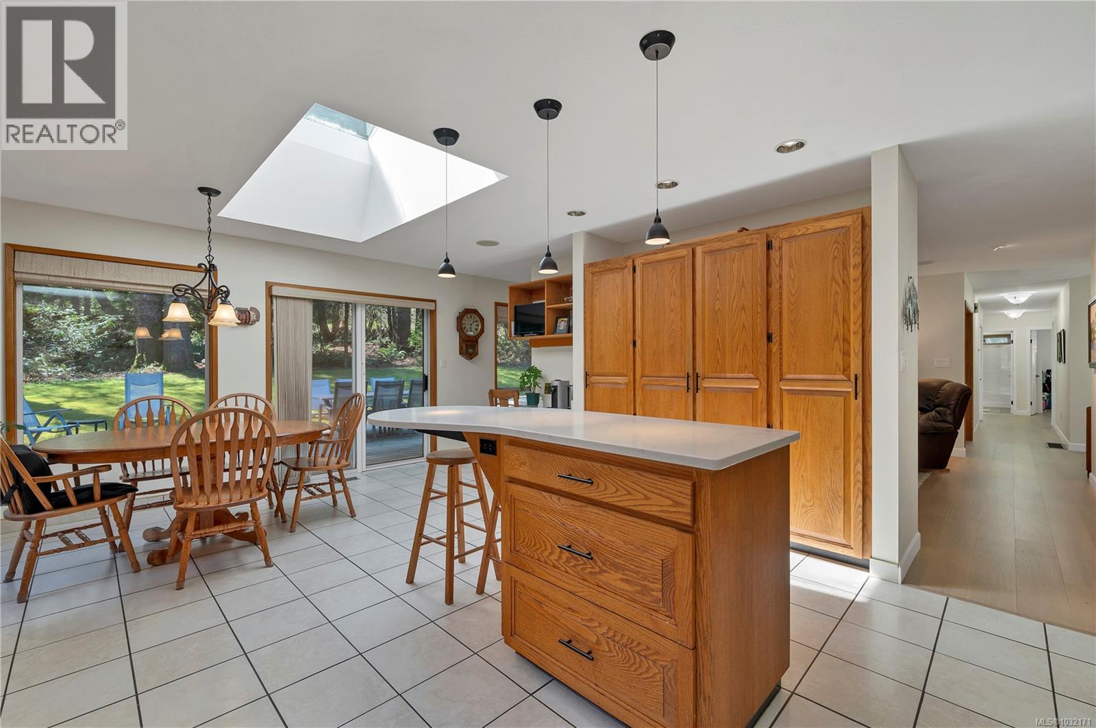 670 HOMEWOOD RD - 12