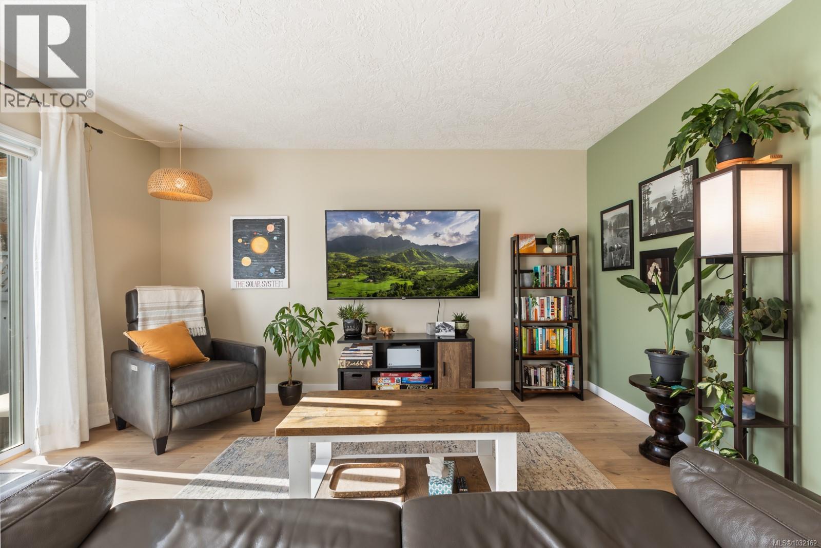 #A 89 TIMBERLANE RD - 52