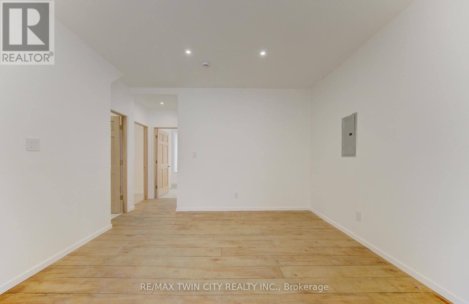 67 LOUISA STREET W - 21