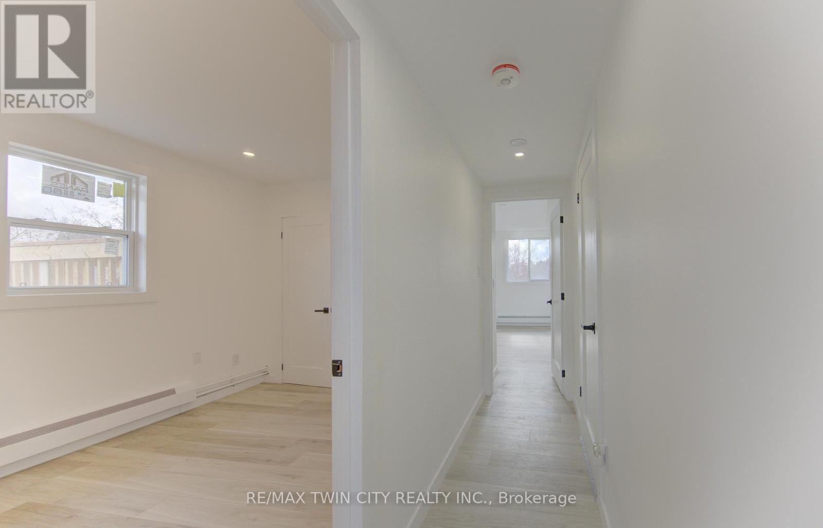 67 LOUISA STREET W - 35