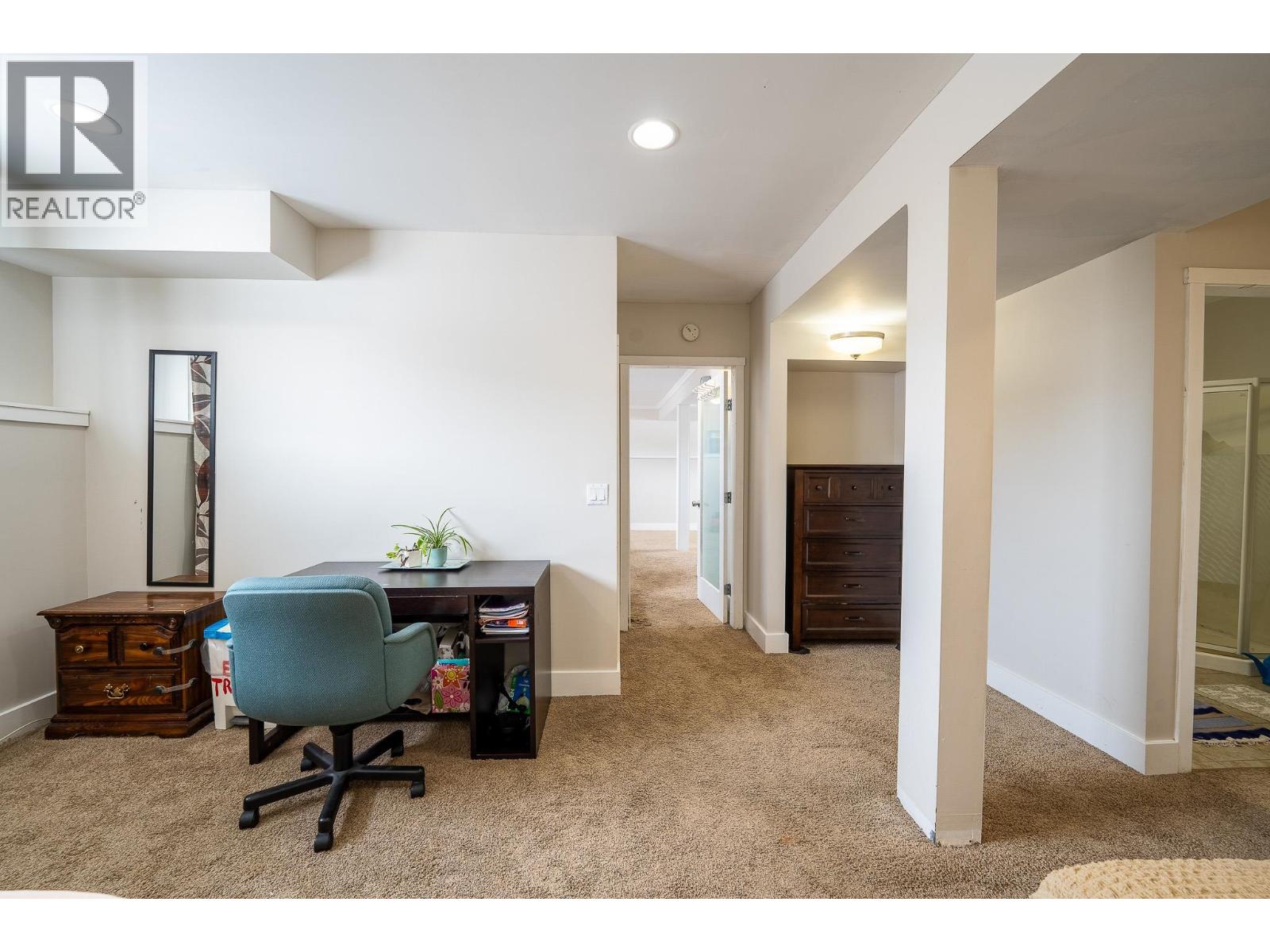 8727 113A AVENUE - 16