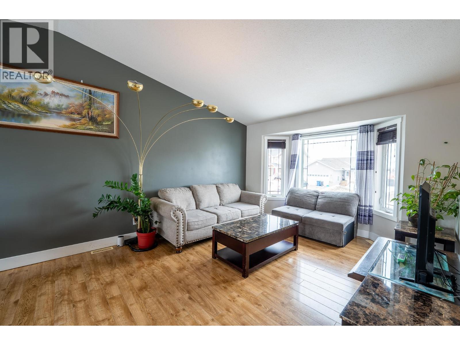 8727 113A AVENUE - 3