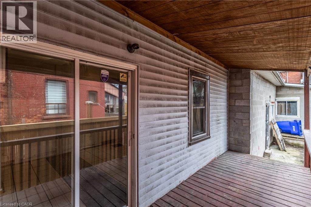 249 WENTWORTH Street N - 38