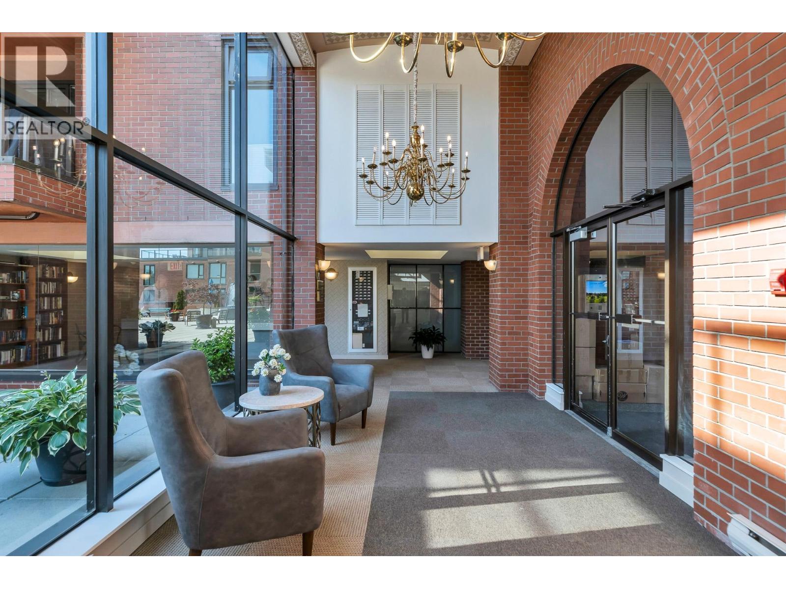 #111-1350 VIEW Crescent, Delta