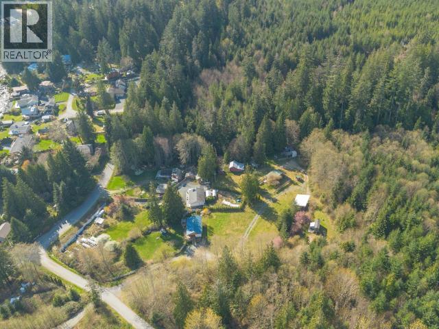 1819 ROBERTS ROAD - 42