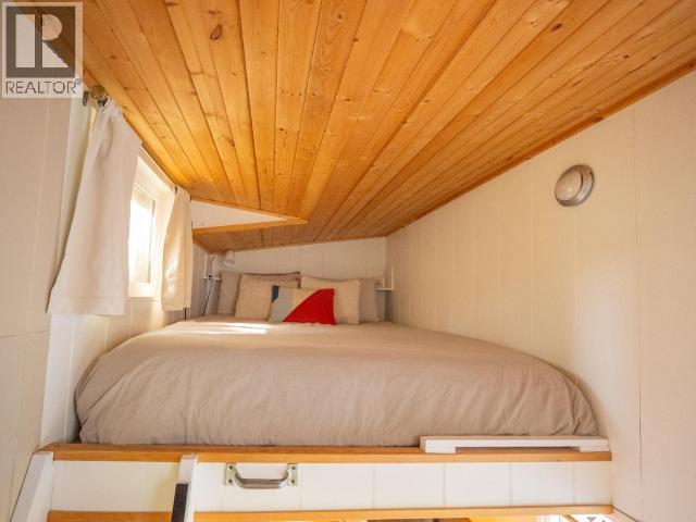 1819 ROBERTS ROAD - 73