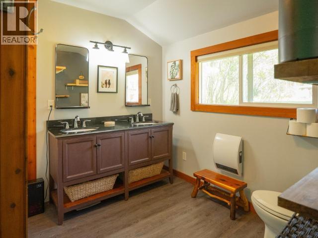 1819 ROBERTS ROAD - 12