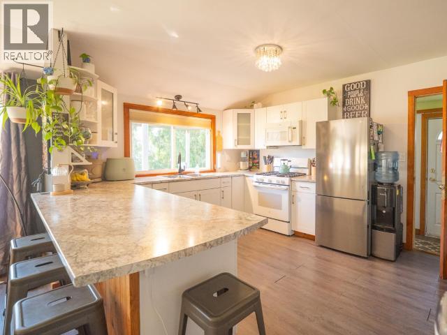 1819 ROBERTS ROAD - 4