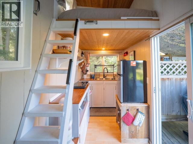 1819 ROBERTS ROAD - 72