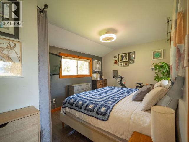 1819 ROBERTS ROAD - 11