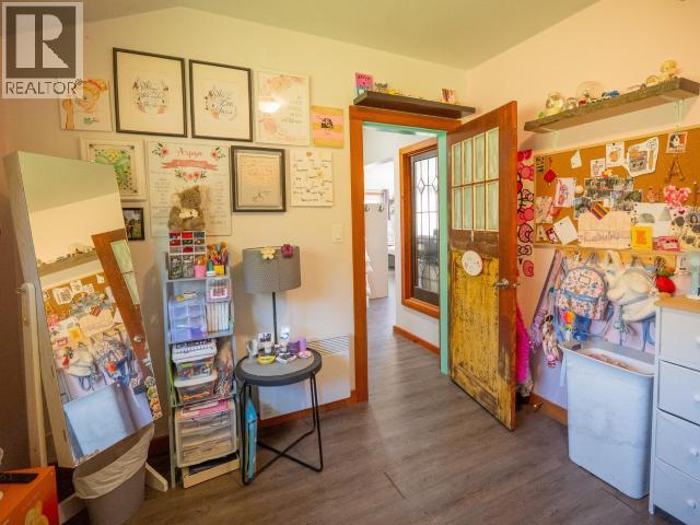 1819 ROBERTS ROAD - 14