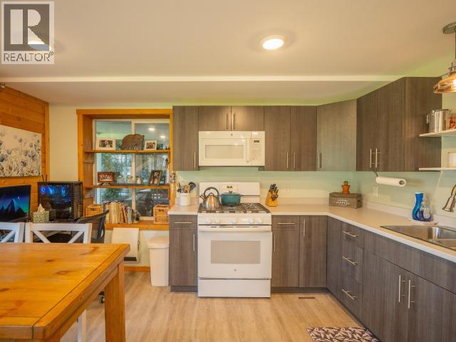 1819 ROBERTS ROAD - 23