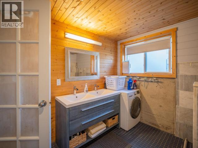 1819 ROBERTS ROAD - 32