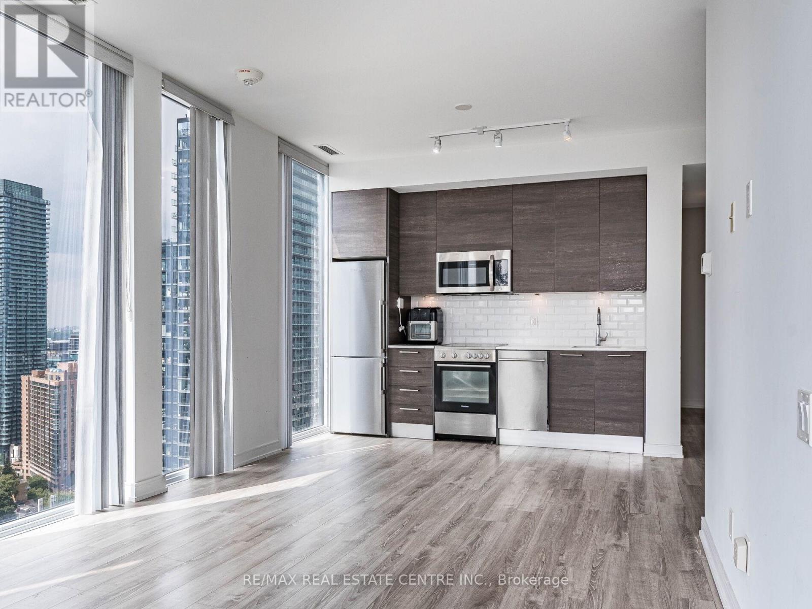 #3302 28 WELLESLEY STREET - 12