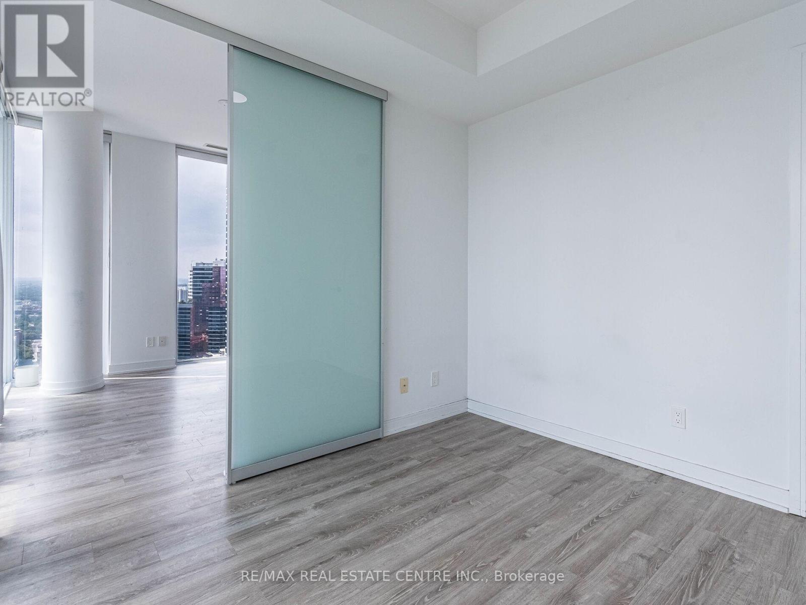 #3302 28 WELLESLEY STREET - 22