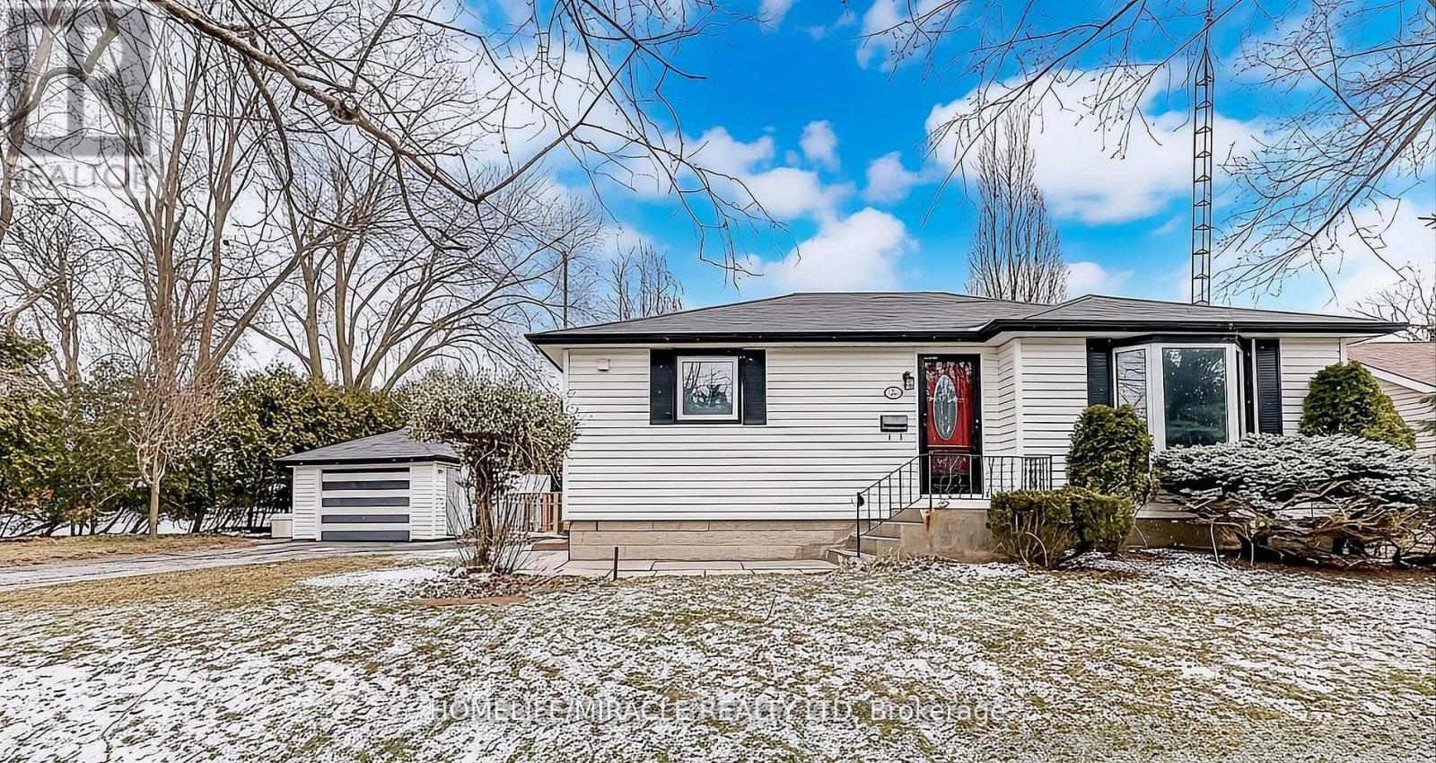 MAIN - 19 HERBERT AVENUE