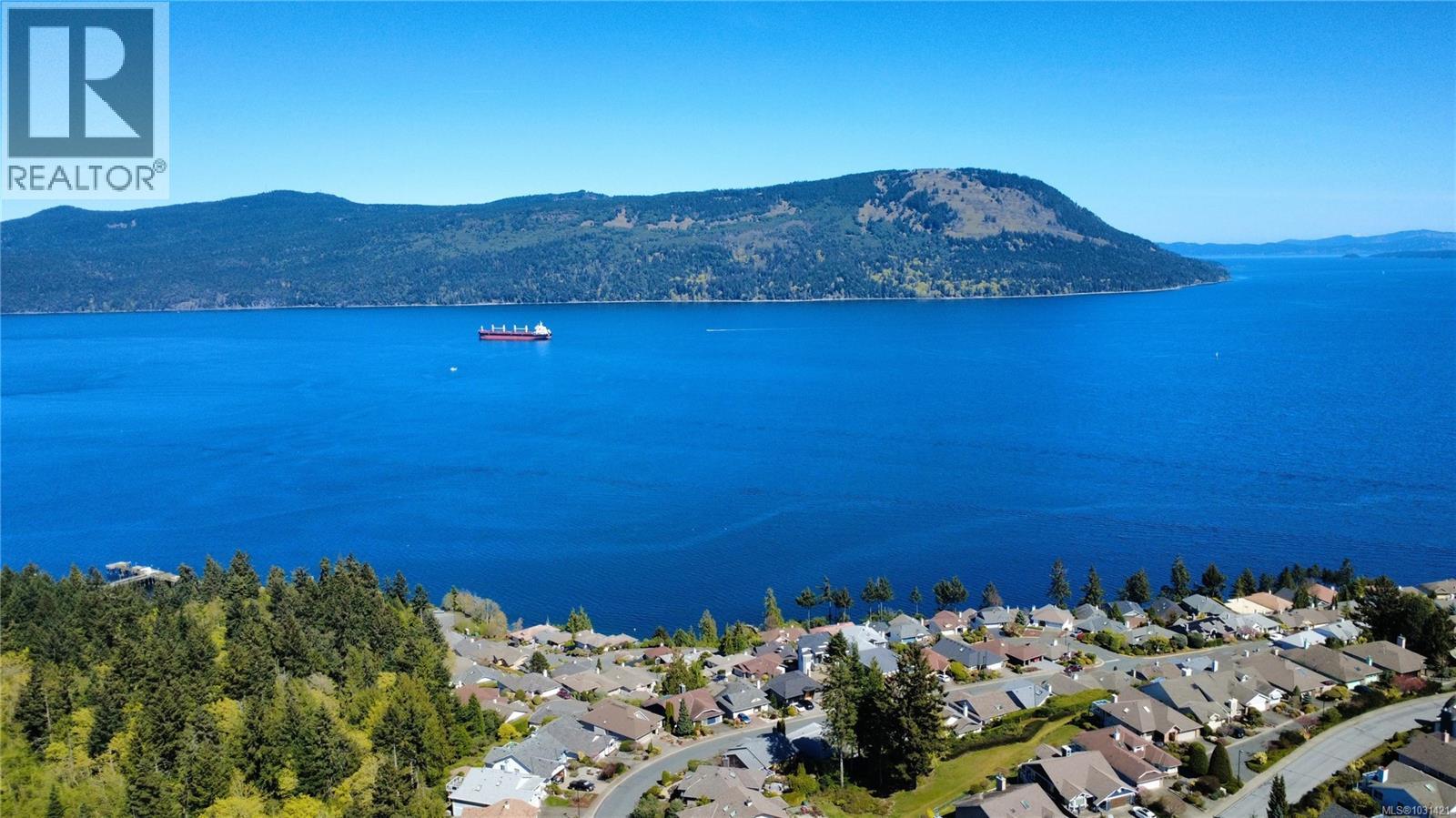 3699 ARBUTUS DR N - 26