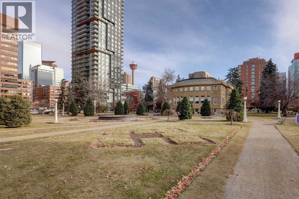 #505 323 13 AVENUE SW - 30