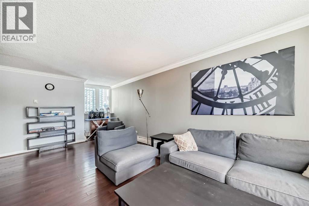 #505 323 13 AVENUE SW - 15