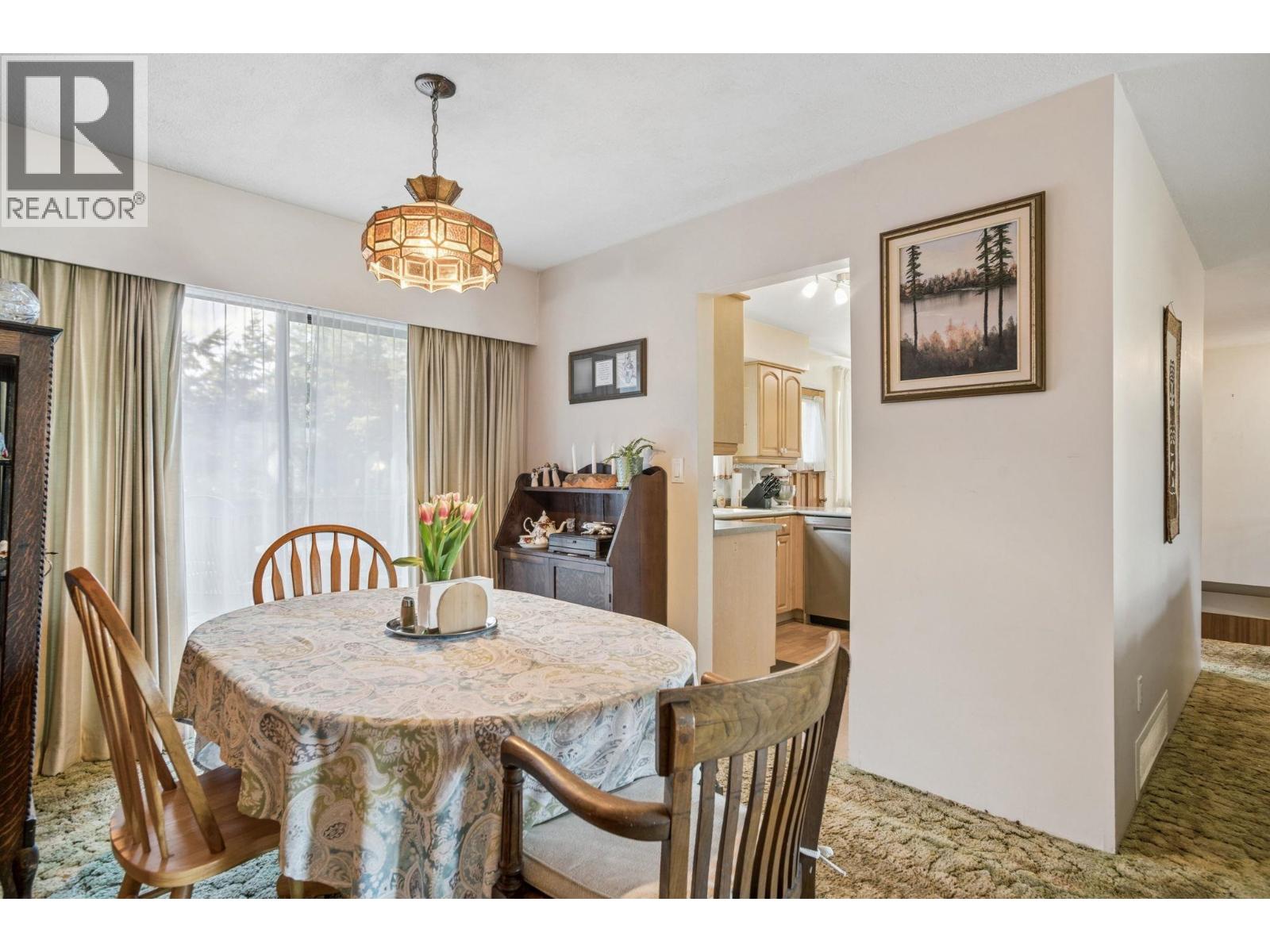 5392 MAPLE Crescent, Delta