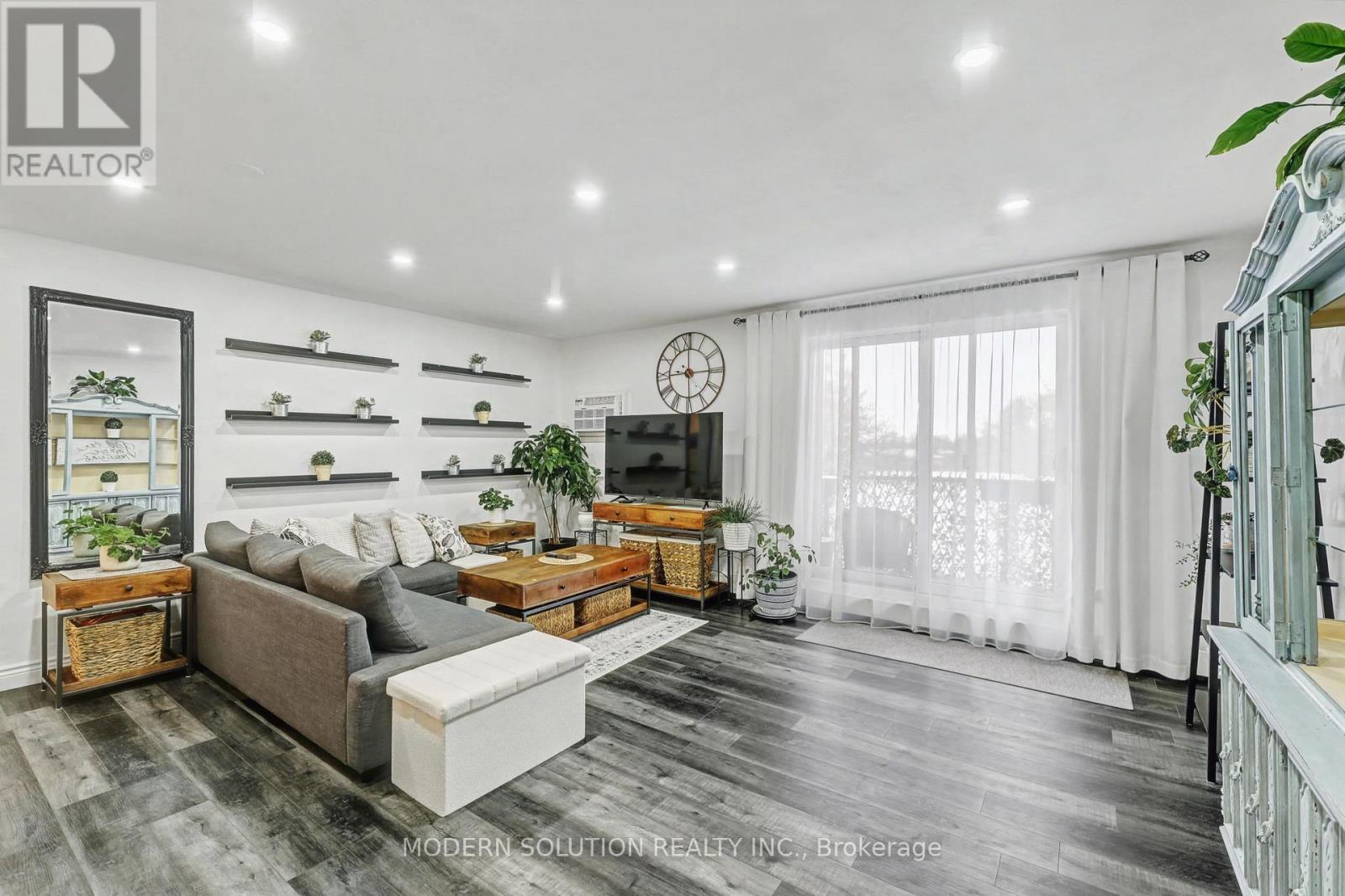 #308 563 MORNINGTON AVENUE - 5