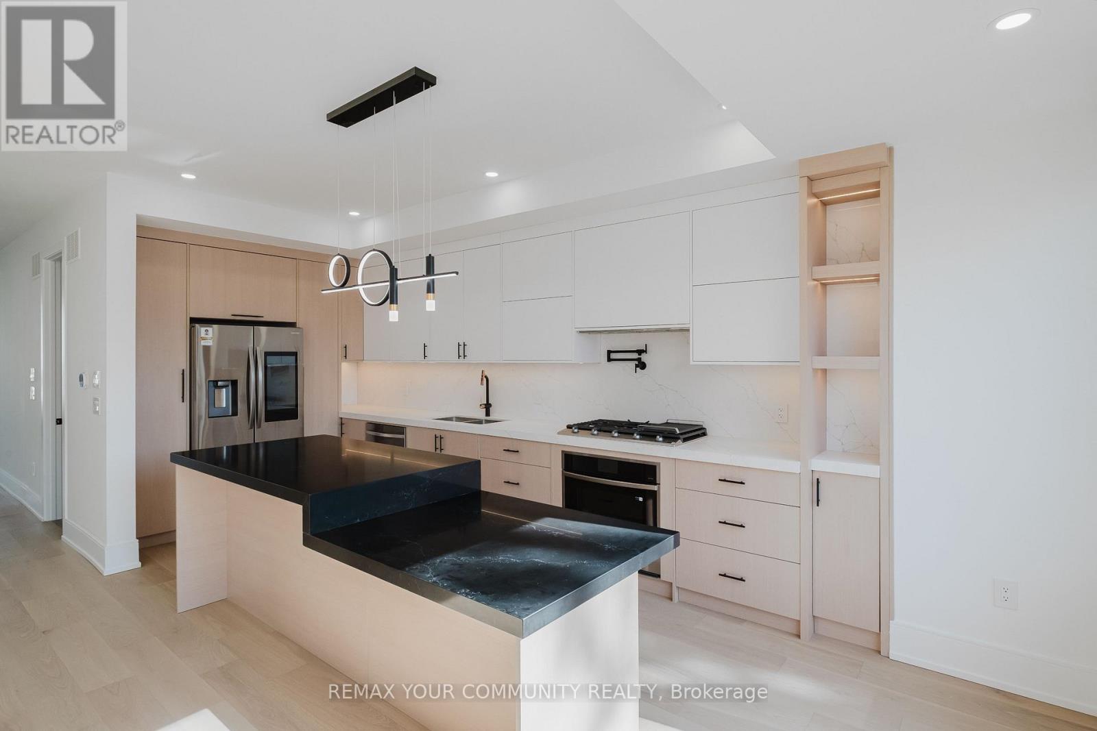 360 WOODMOUNT AVENUE - 13