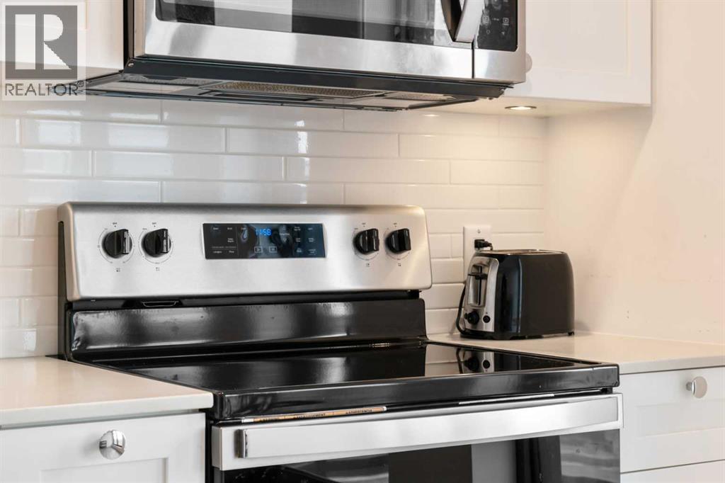 
          123 4 Street Northeast
            <br/>
            <span>Calgary</span>
            , 
            <span>AB</span>
             <span>T2E3S2</span>
         - Photo 18