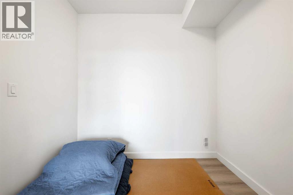 
          123 4 Street Northeast
            <br/>
            <span>Calgary</span>
            , 
            <span>AB</span>
             <span>T2E3S2</span>
         - Photo 23