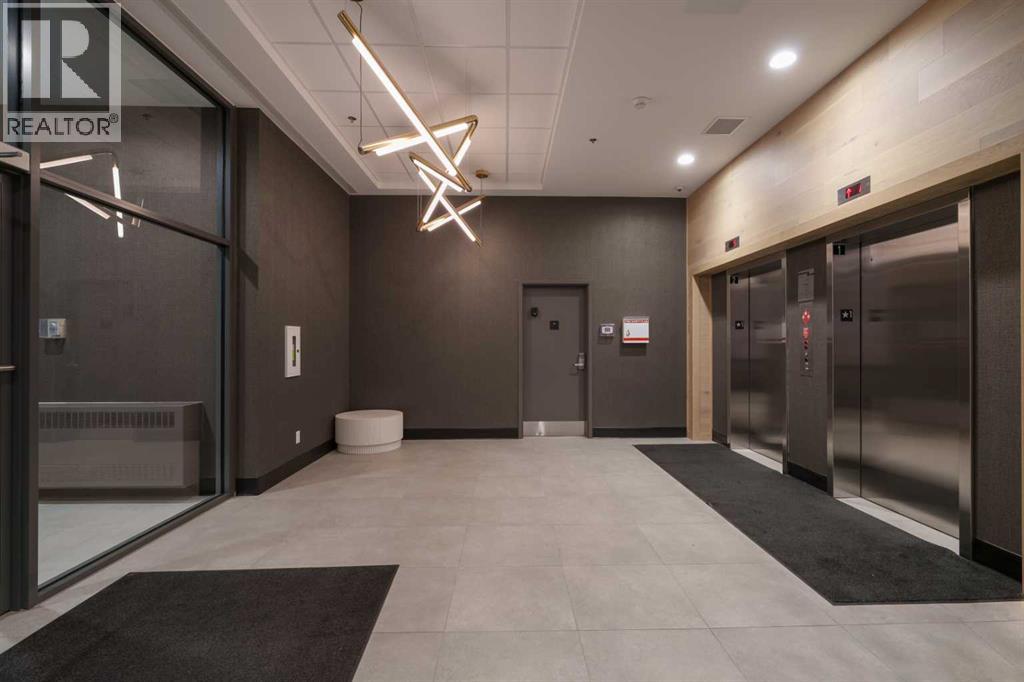 
          123 4 Street Northeast
            <br/>
            <span>Calgary</span>
            , 
            <span>AB</span>
             <span>T2E3S2</span>
         - Photo 37