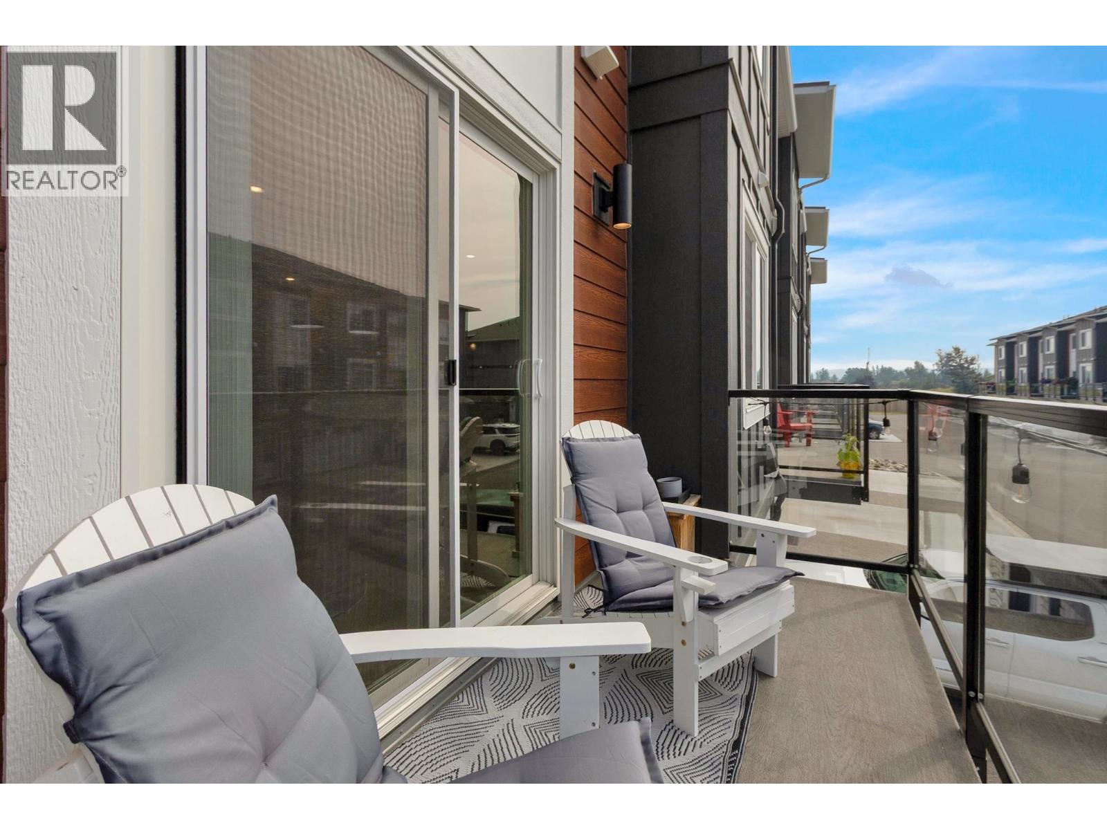 #707 4274 22ND AVENUE - 11