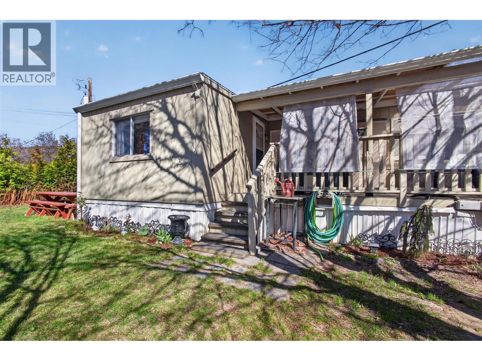 1999 Highway 97S Unit# 284, Kelowna