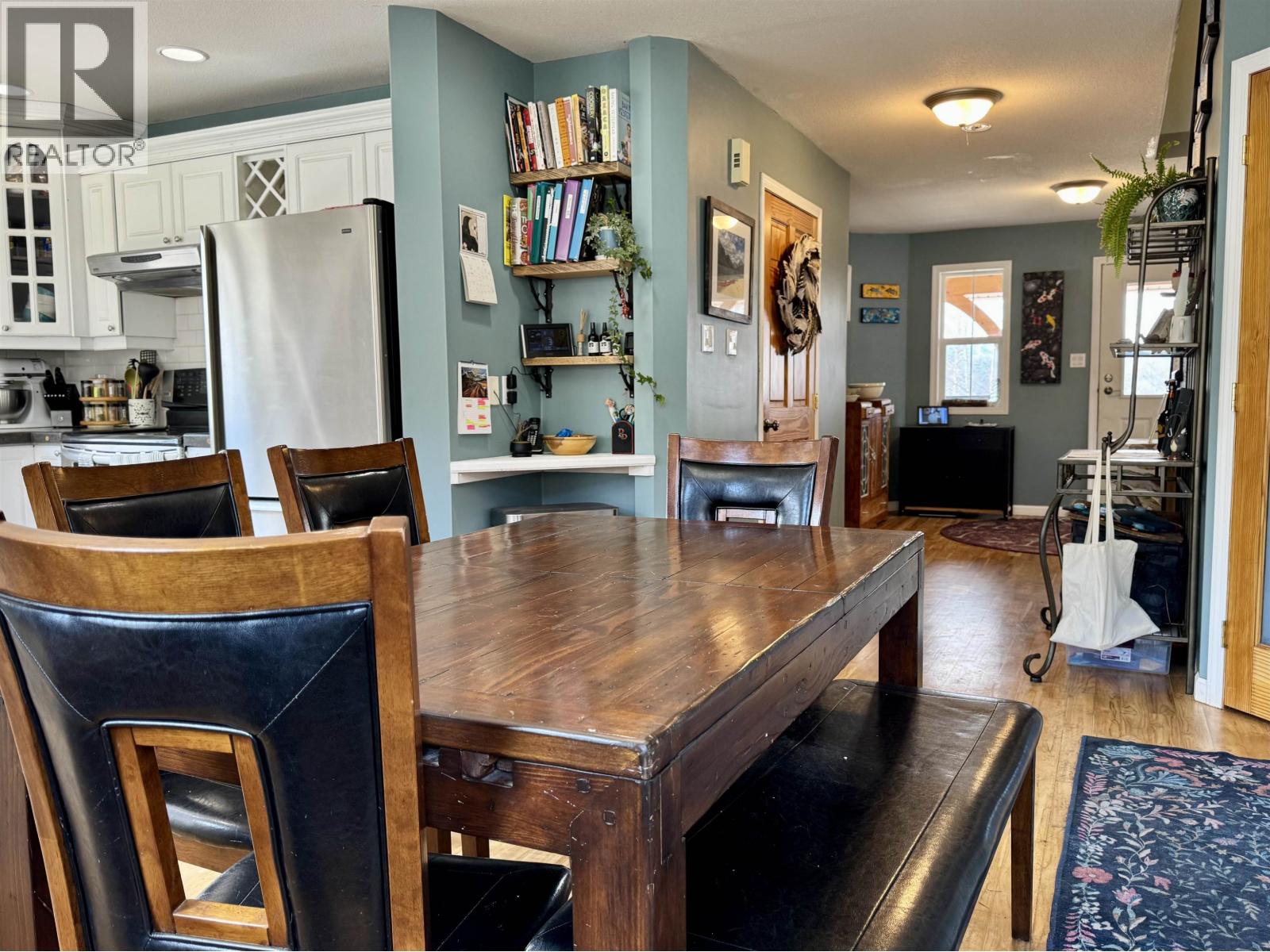 7898 FIR ROAD - 17