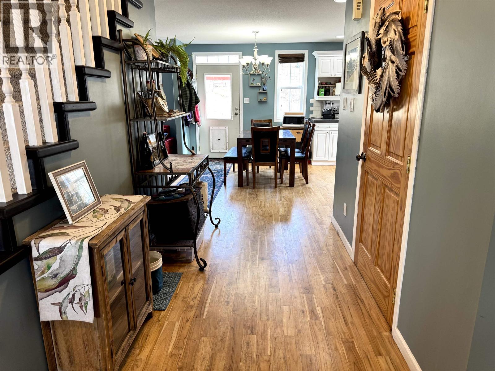 7898 FIR ROAD - 10