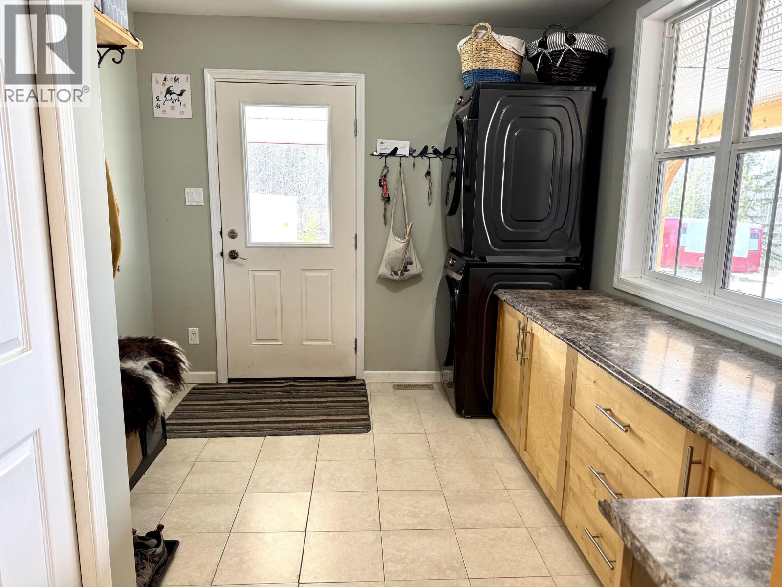 7898 FIR ROAD - 34
