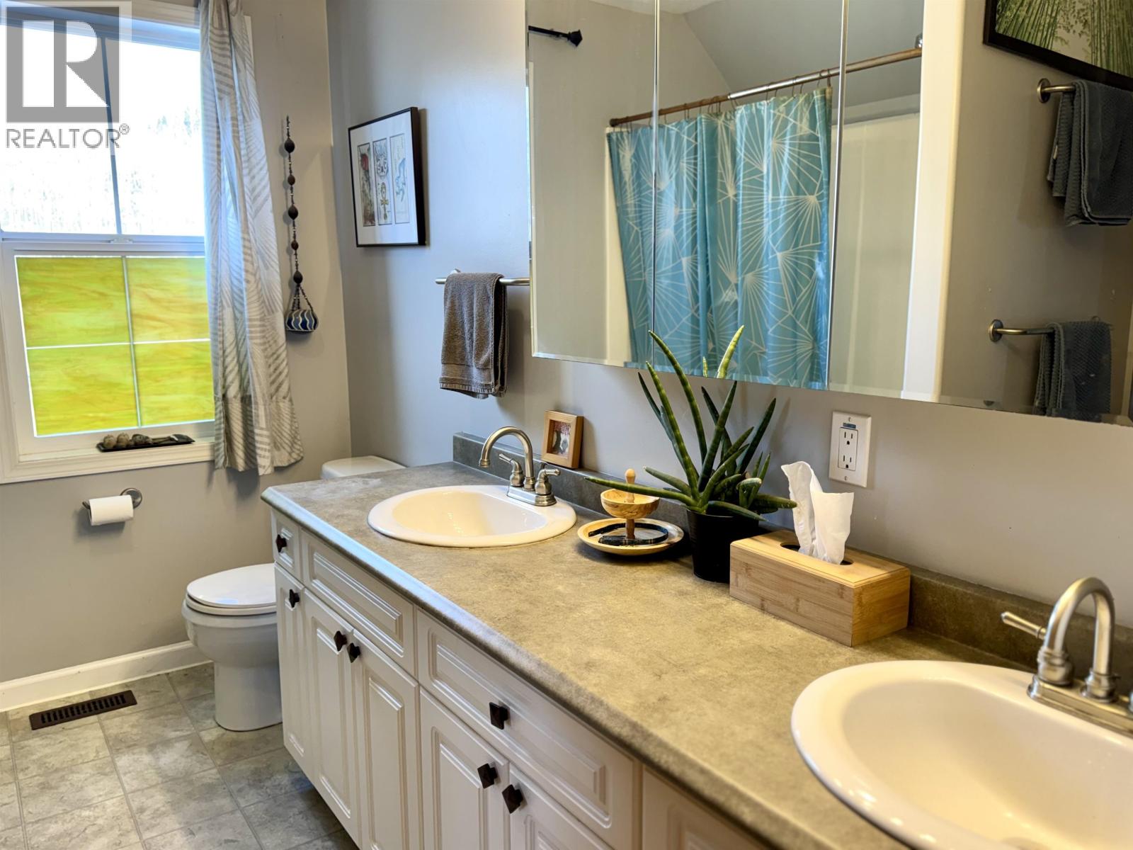 7898 FIR ROAD - 31