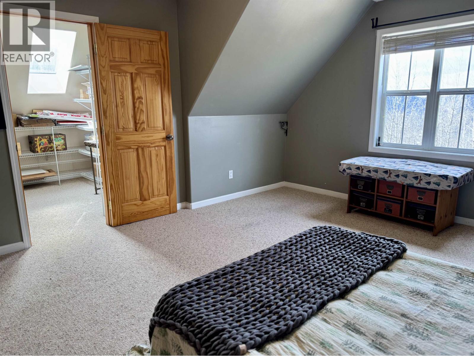 7898 FIR ROAD - 26