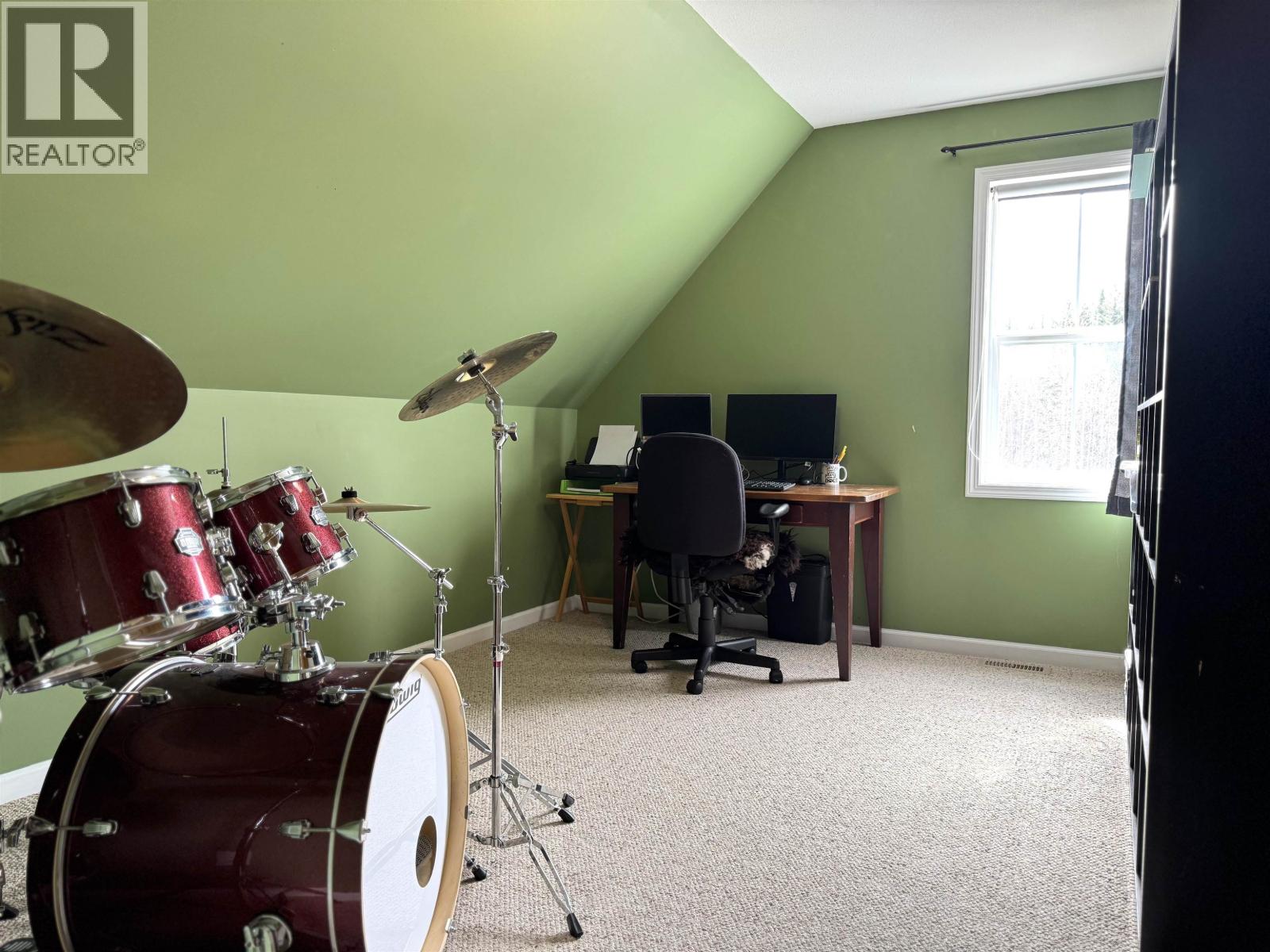 7898 FIR ROAD - 29