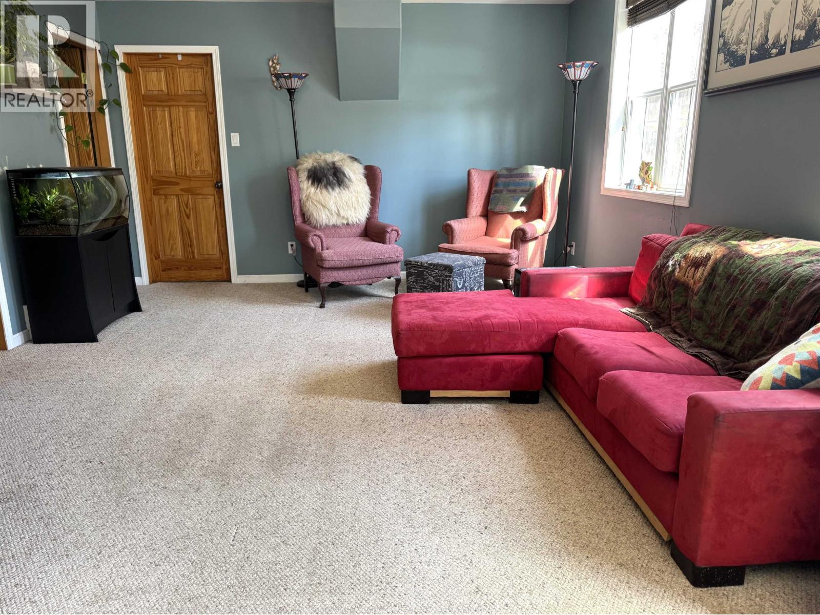 7898 FIR ROAD - 19
