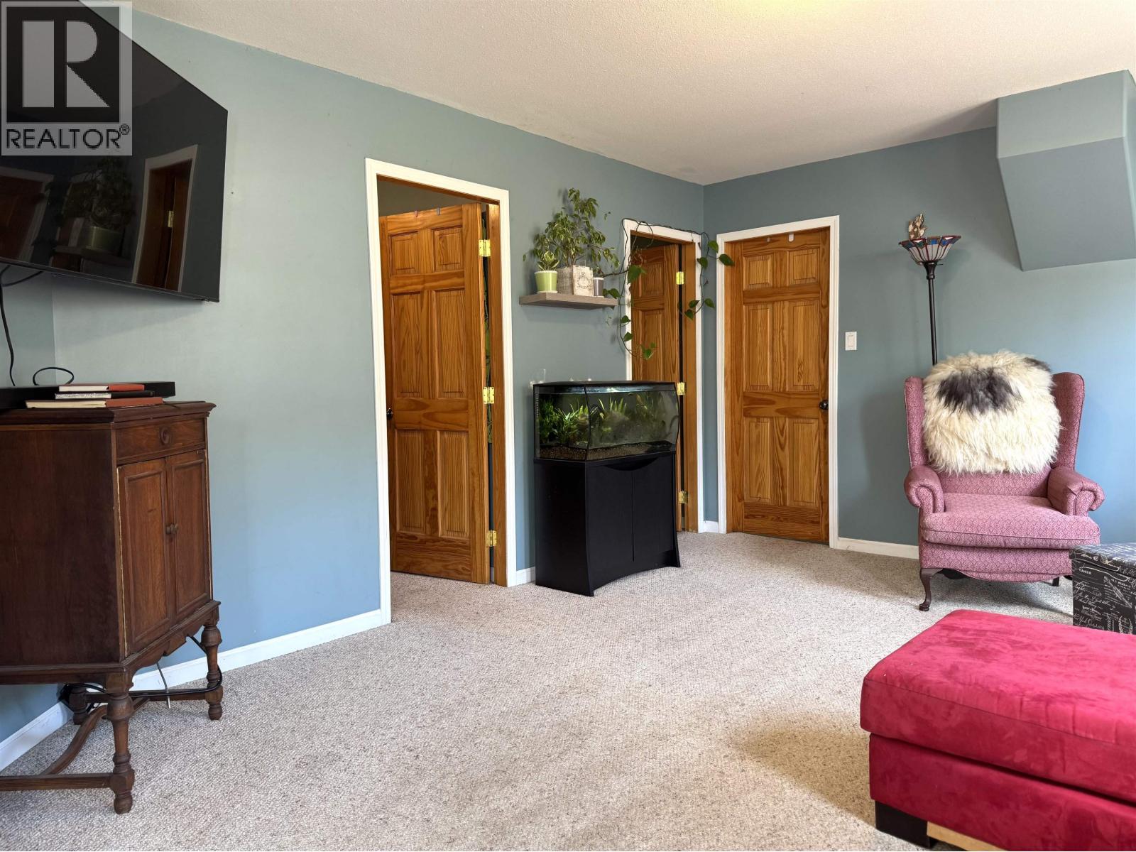 7898 FIR ROAD - 20