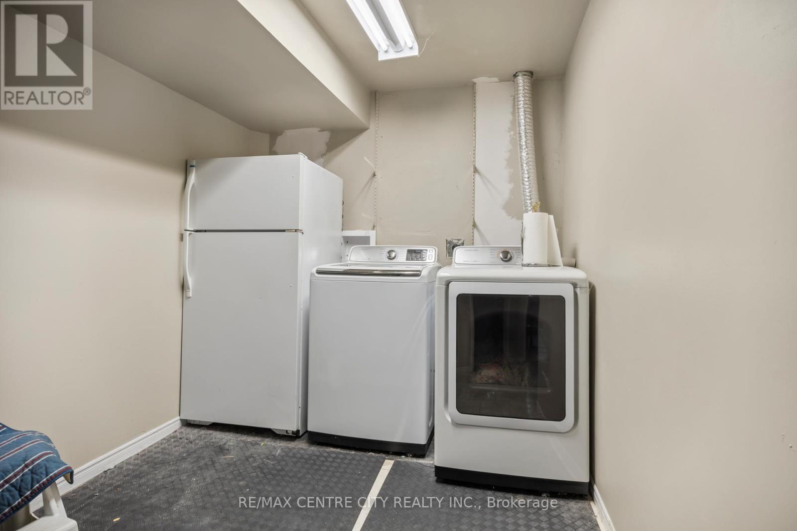 58 - 1199 HAMILTON BOULEVARD Property Photo