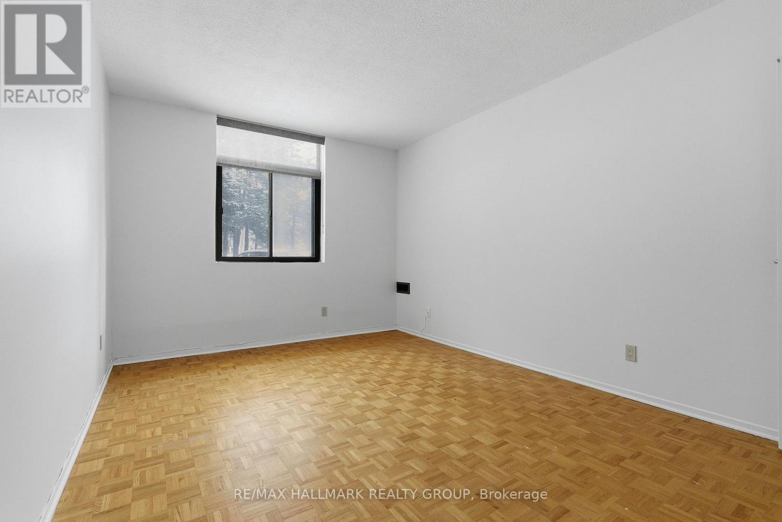 #411 2871 RICHMOND ROAD - 12