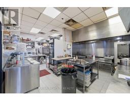 20 - 10815 Bathurst Street N, Richmond Hill, ON L4C9Y2 Photo 23