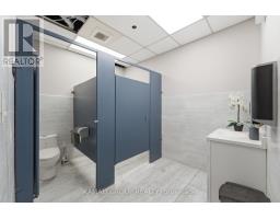 20 - 10815 Bathurst Street N, Richmond Hill, ON L4C9Y2 Photo 25